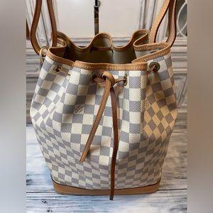 ‼️SOLD‼️🍀💁🏻‍♀️Damier Azur Noe GM🍀💁🏻‍♀️